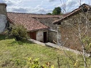 Maison à BEAULIEU-SUR-SONNETTE