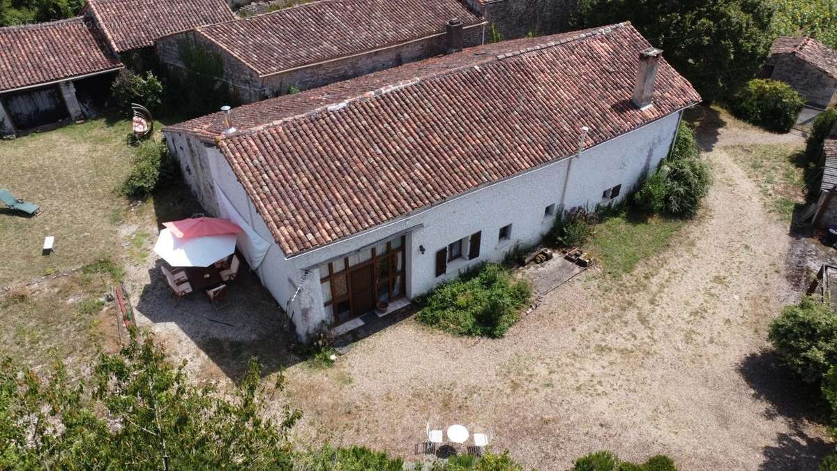 Maison à MAINE-DE-BOIXE