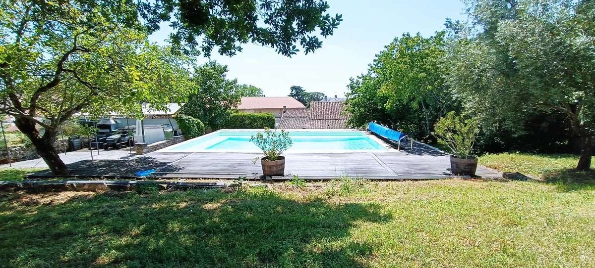 Maison à BOURG-CHARENTE