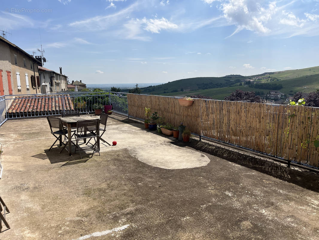 Maison à VAUX-EN-BEAUJOLAIS