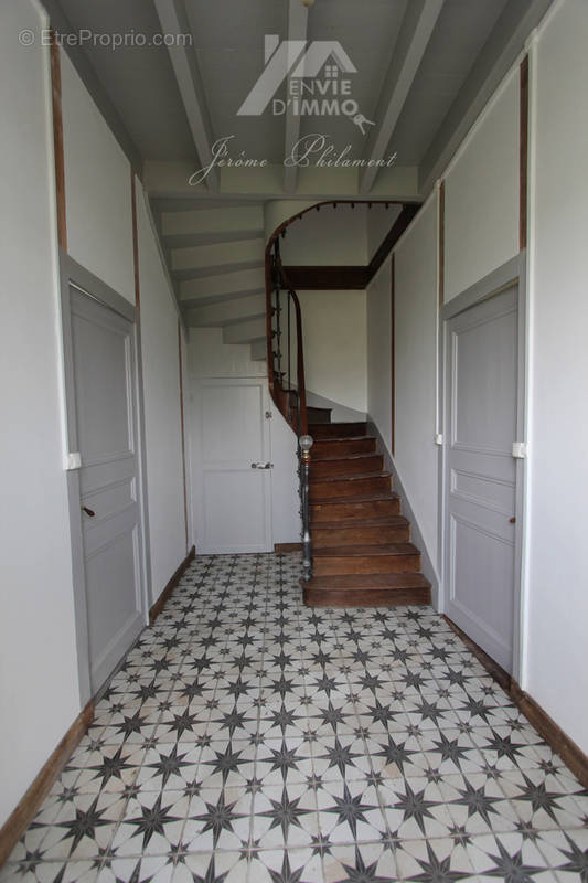 Maison à COULONGES-SUR-L&#039;AUTIZE