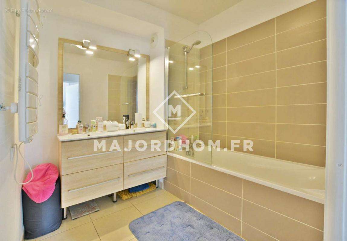 Appartement à MARSEILLE-9E