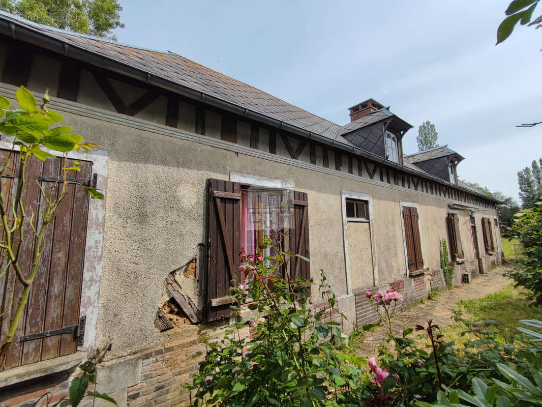 Maison à BEAUMONT-LE-ROGER