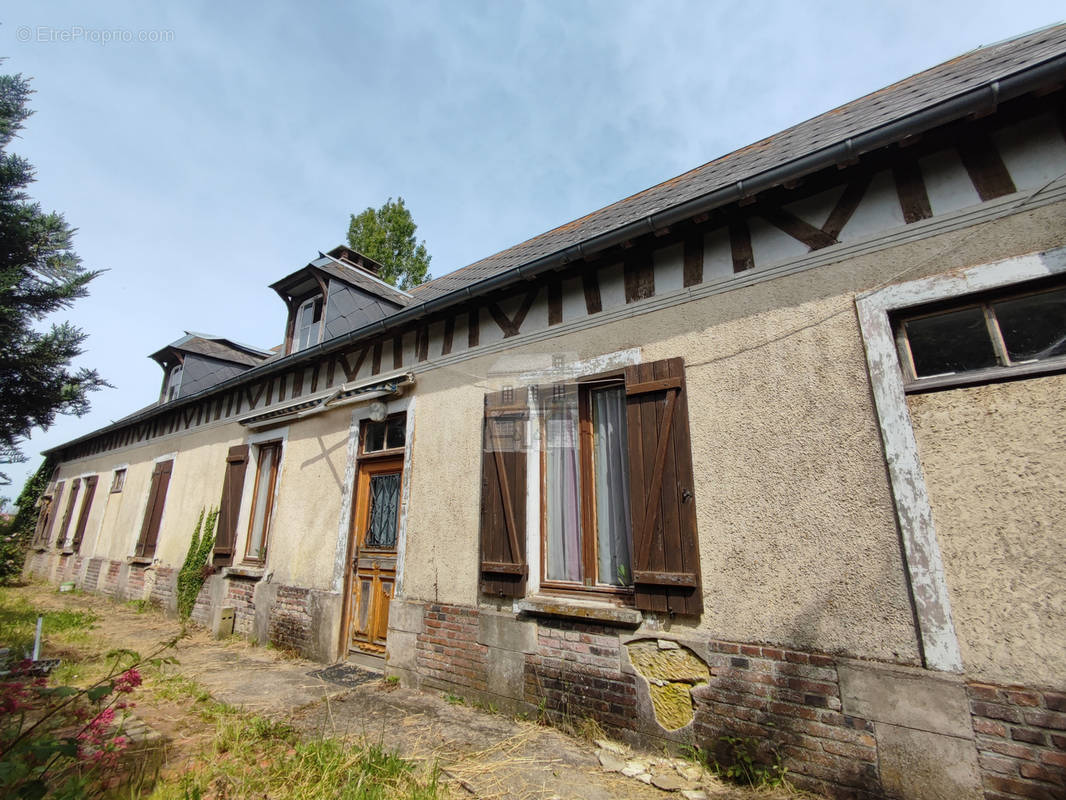 Maison à BEAUMONT-LE-ROGER