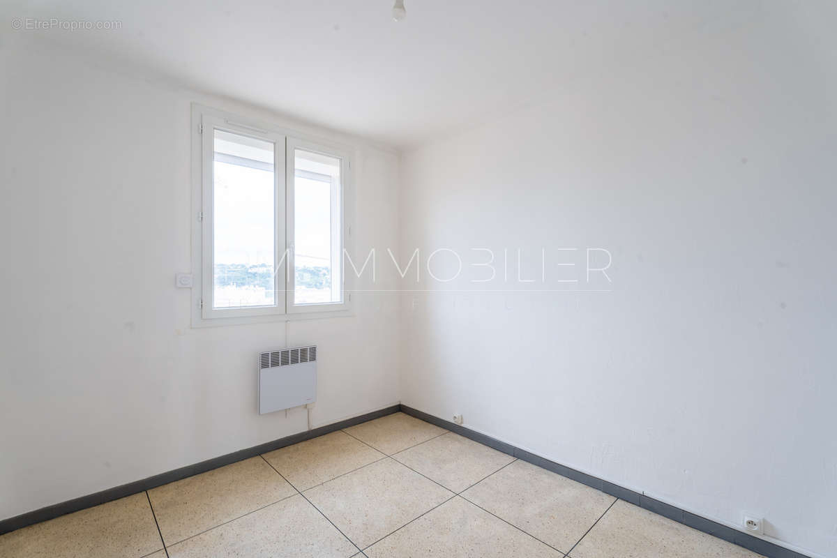 Appartement à MARSEILLE-13E