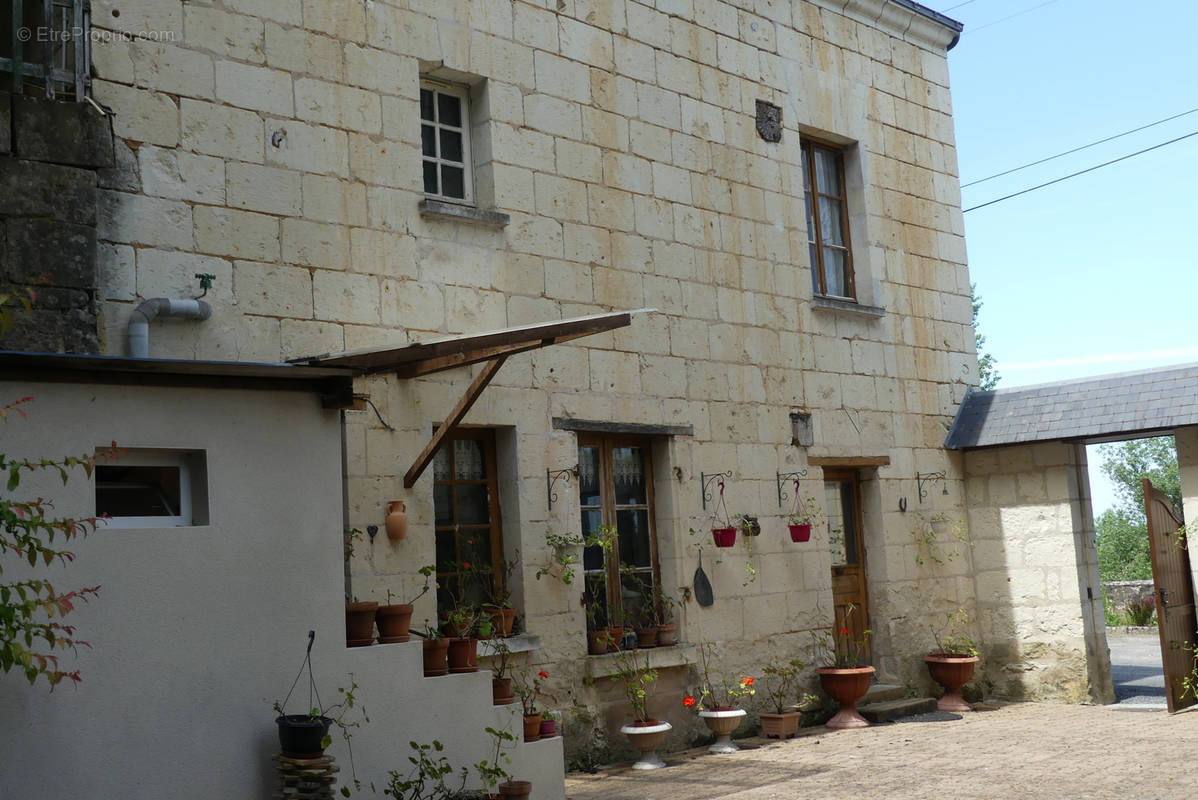 Maison à SOUZAY-CHAMPIGNY