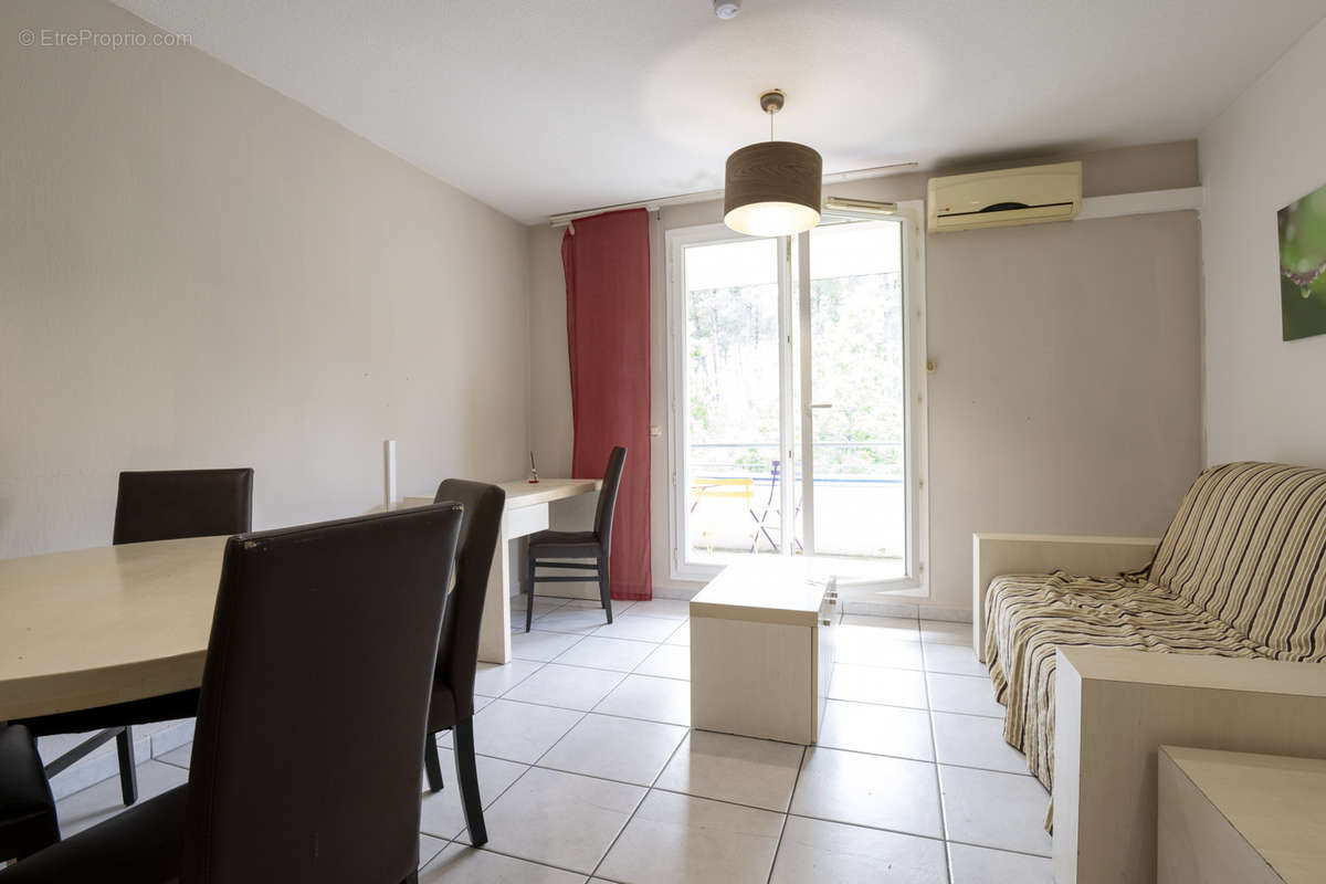 Appartement à SAINT-JEAN-D&#039;ILLAC