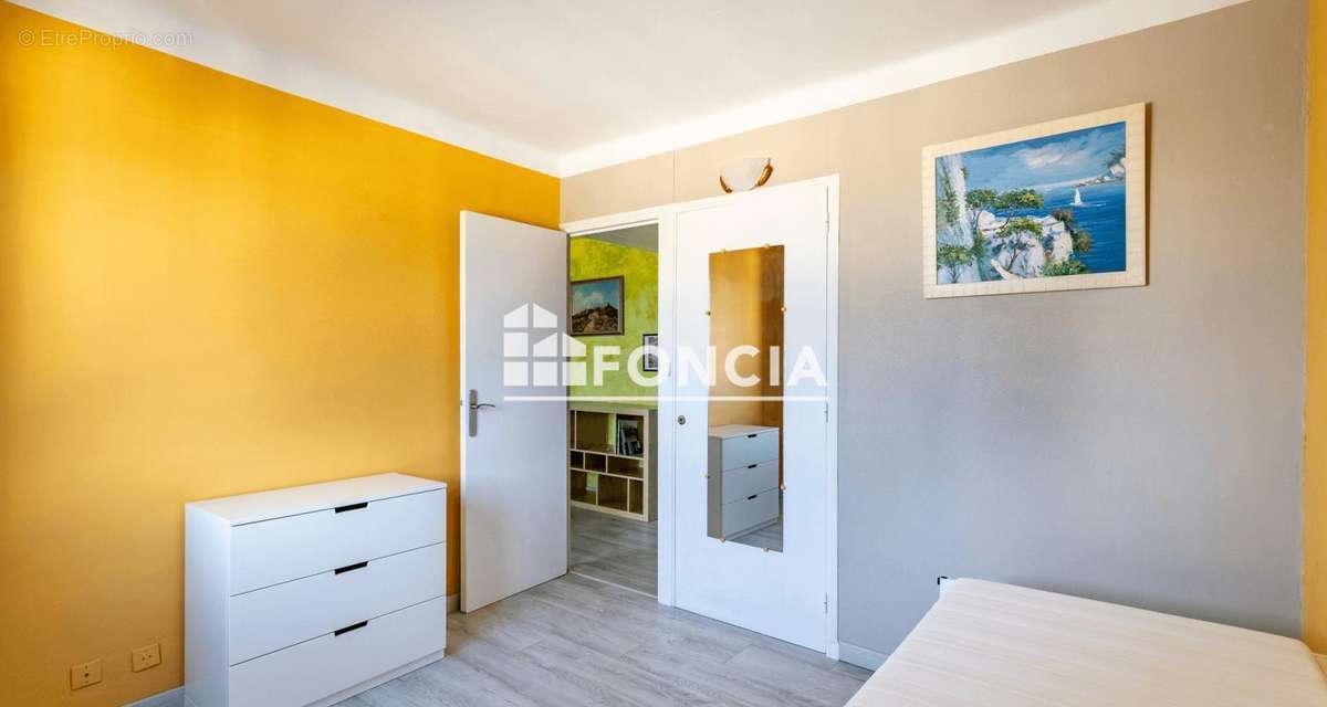 Appartement à HYERES