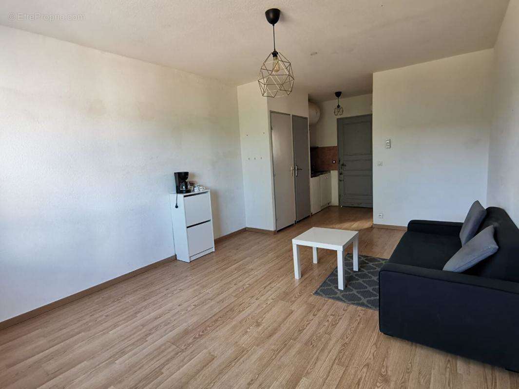 Appartement à SAINT-MAXIMIN-LA-SAINTE-BAUME