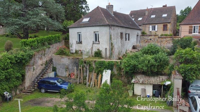 Maison à LA MOTTE-SAINT-JEAN