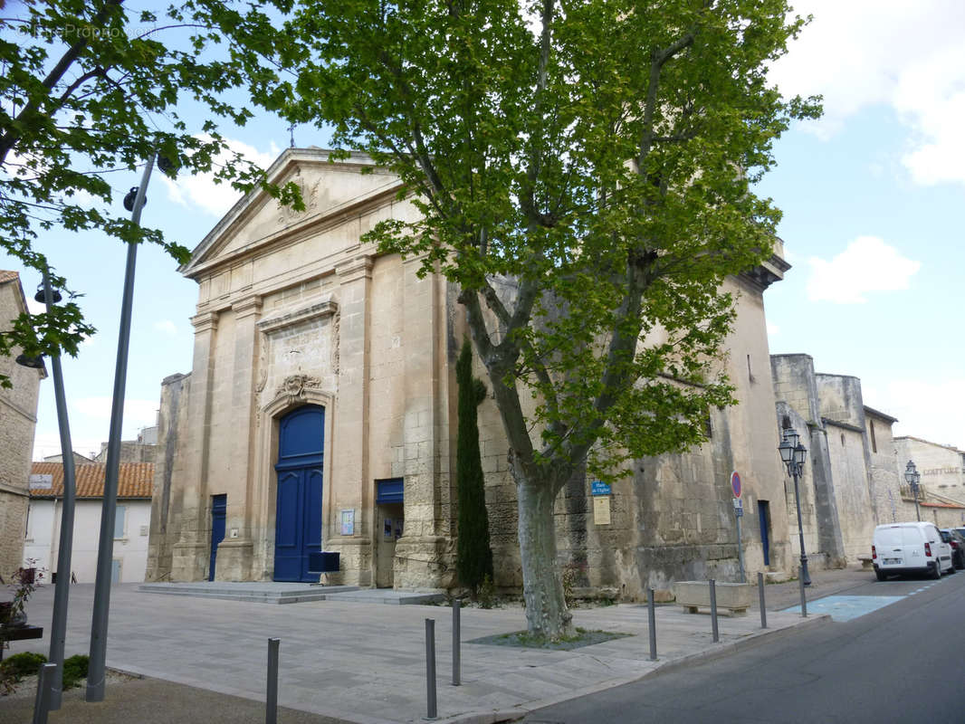 Appartement à FONTVIEILLE