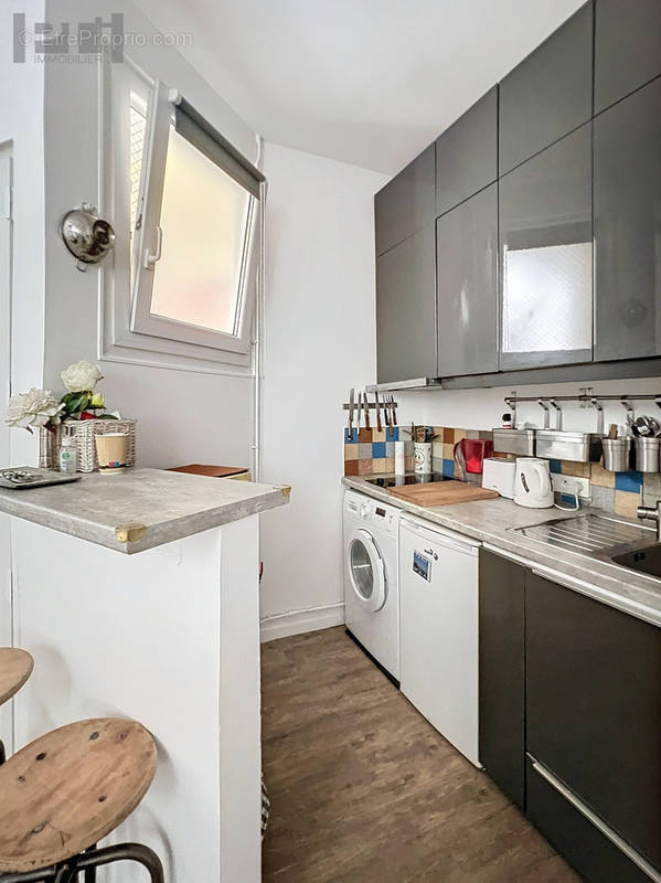 Appartement à PARIS-7E