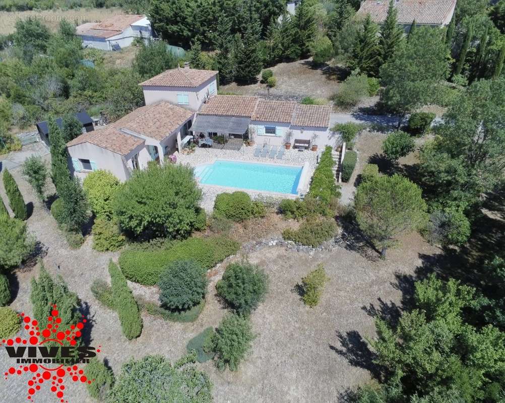 Maison à SAINT-JEAN-DE-MINERVOIS