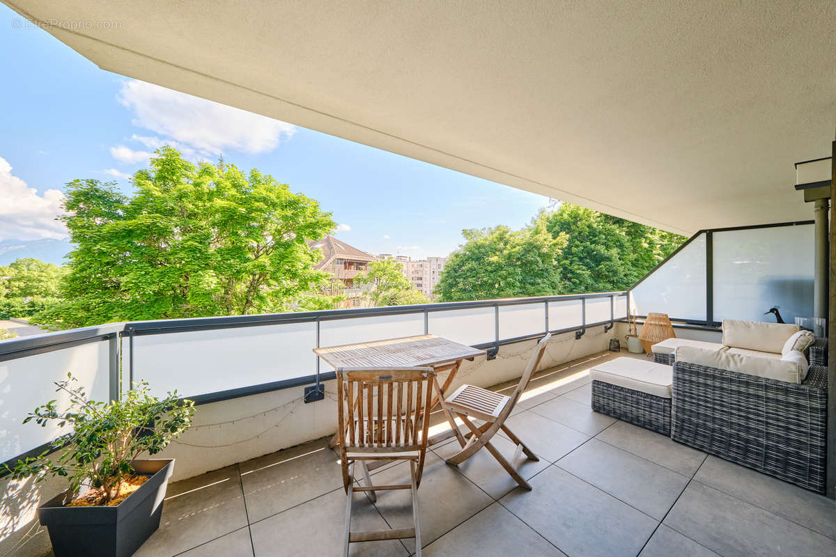 Appartement à ANNECY-LE-VIEUX