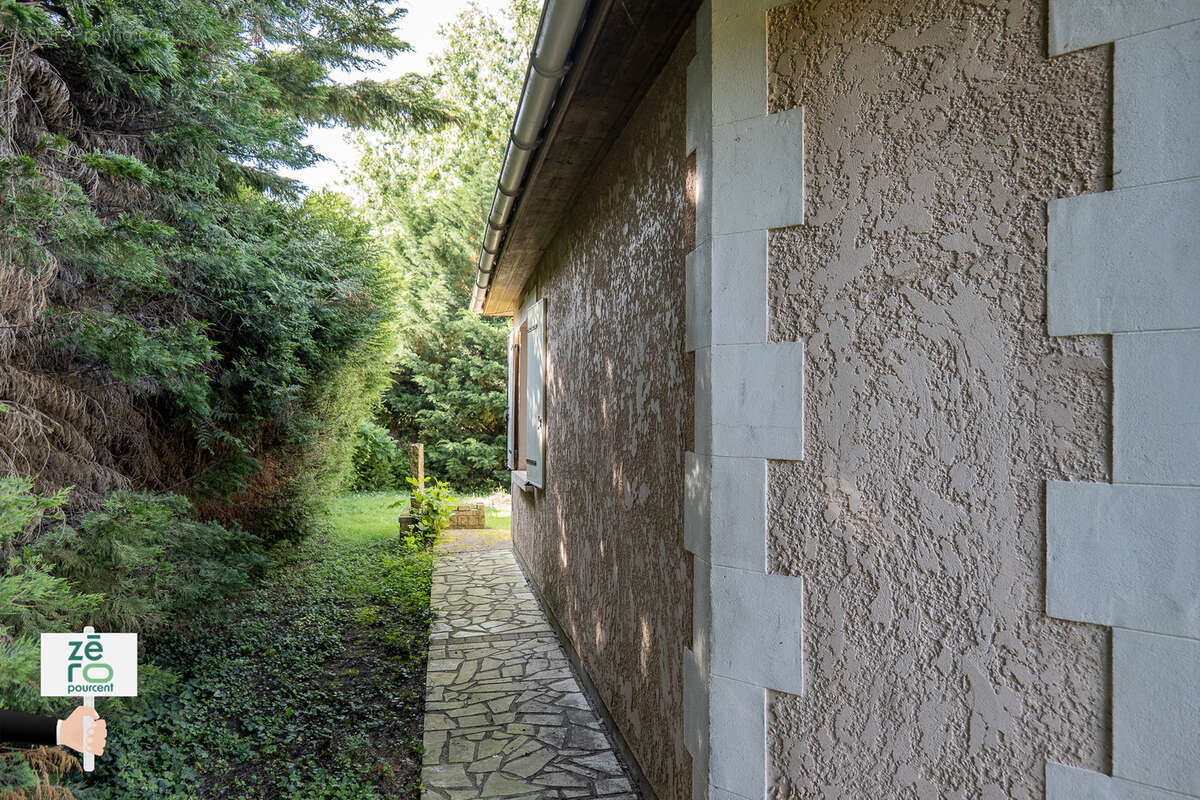 Maison à CHATEAU-GUIBERT