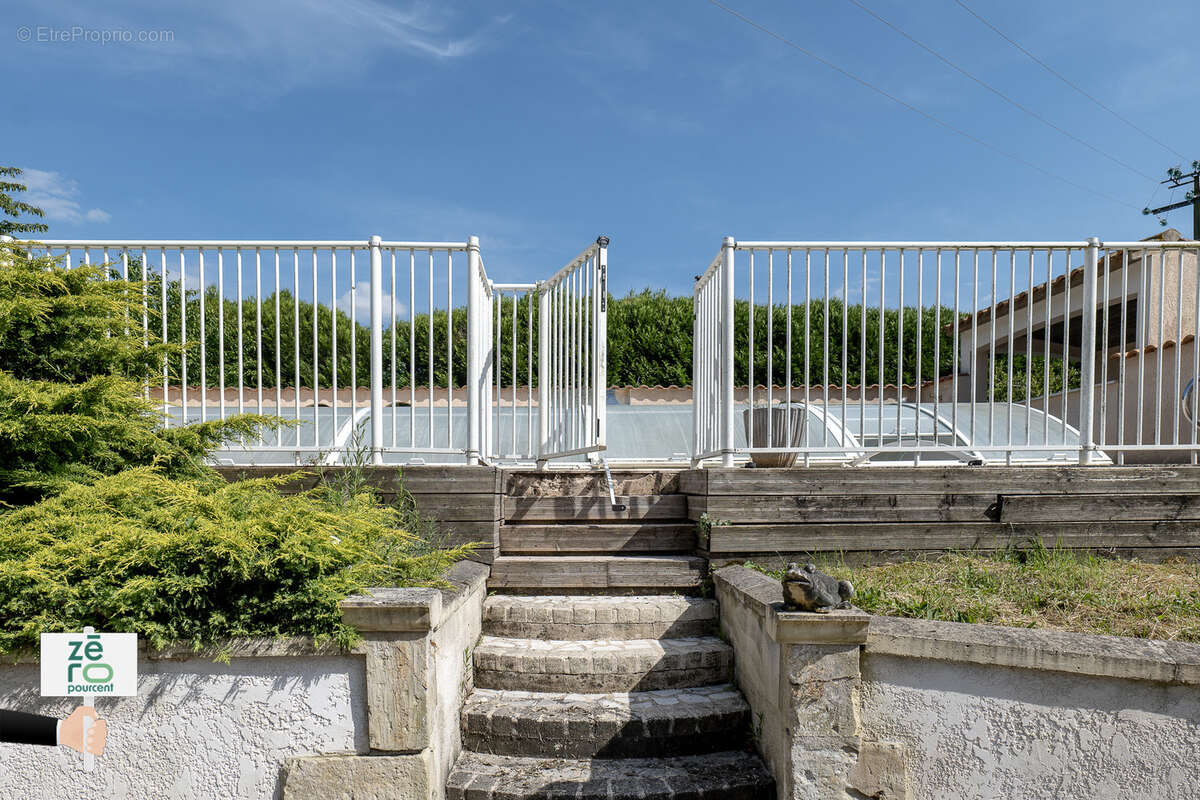 Maison à CHATEAU-GUIBERT