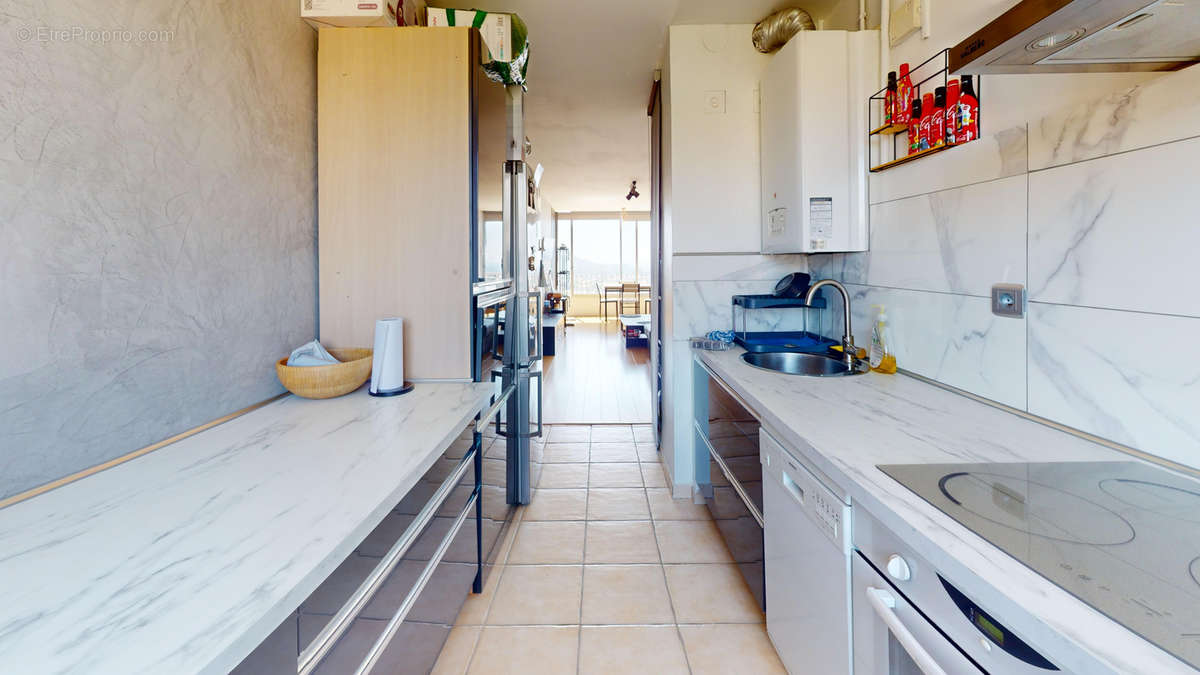 Appartement à MARSEILLE-9E