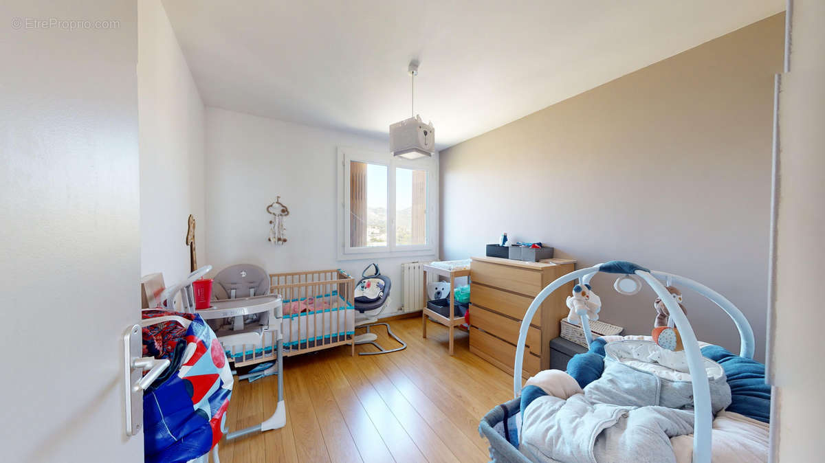 Appartement à MARSEILLE-9E