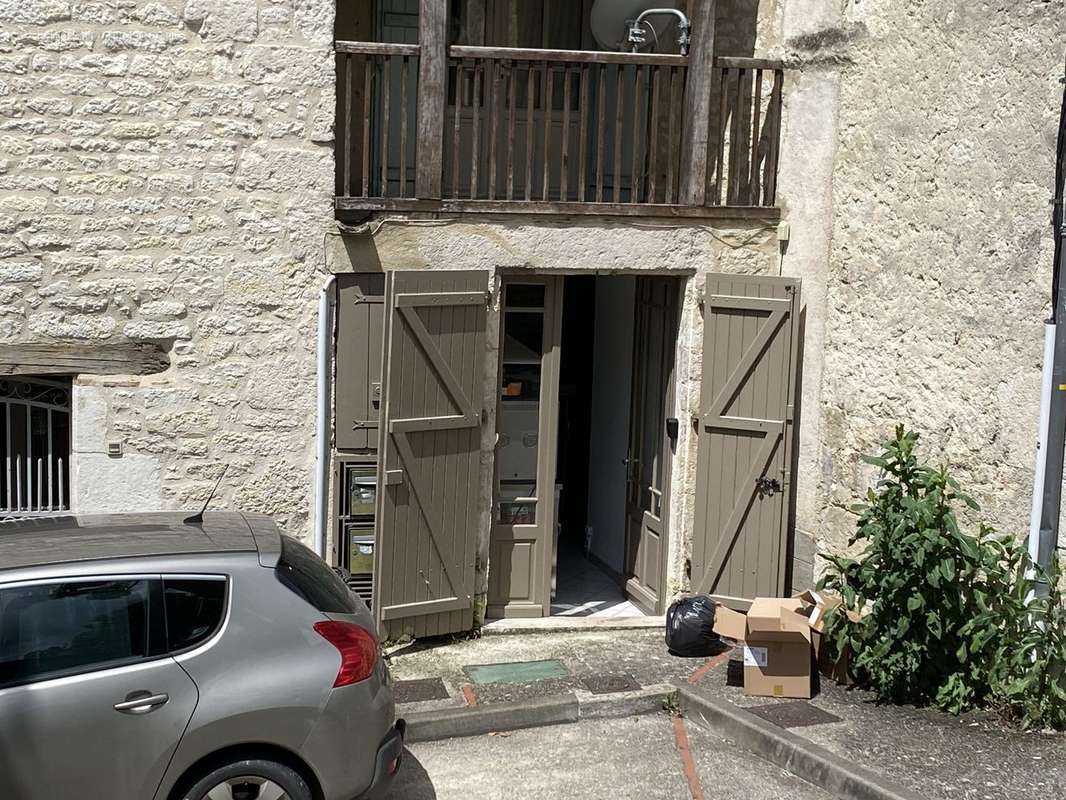 Appartement à BAGAT-EN-QUERCY