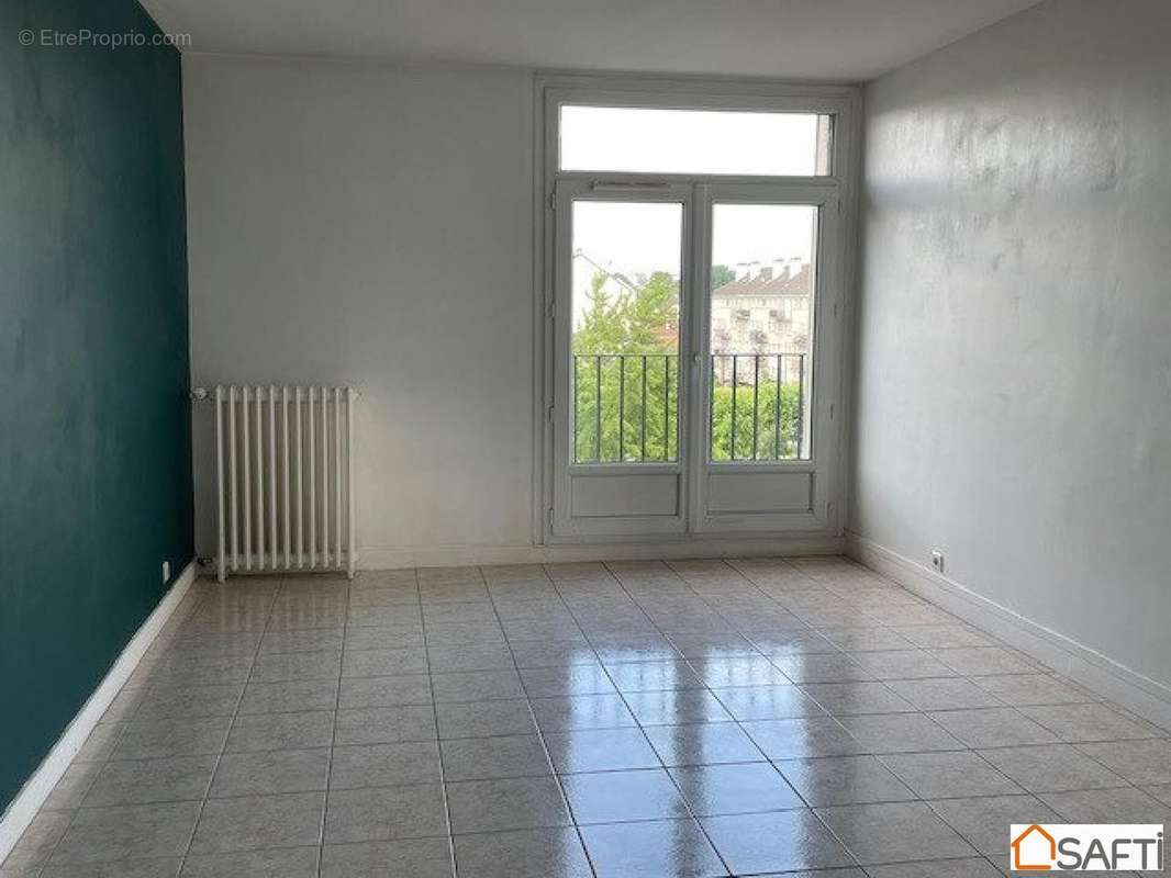 Photo 8 - Appartement à BRETIGNY-SUR-ORGE