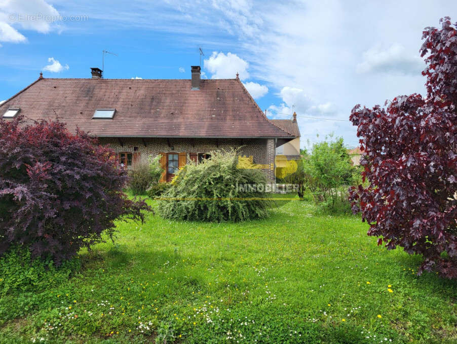 Maison à BRUAILLES