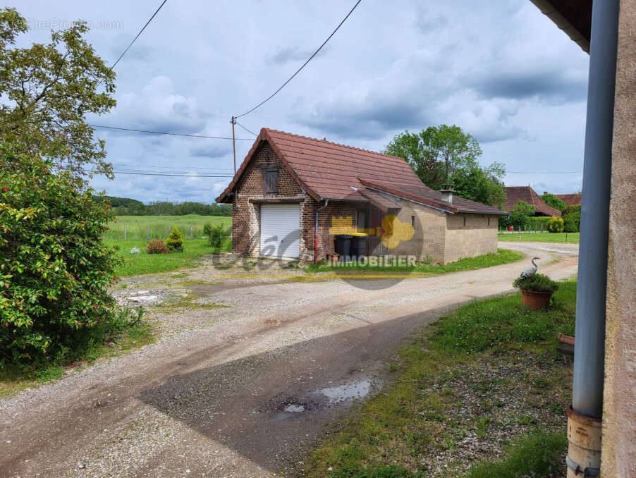 Maison à BRUAILLES