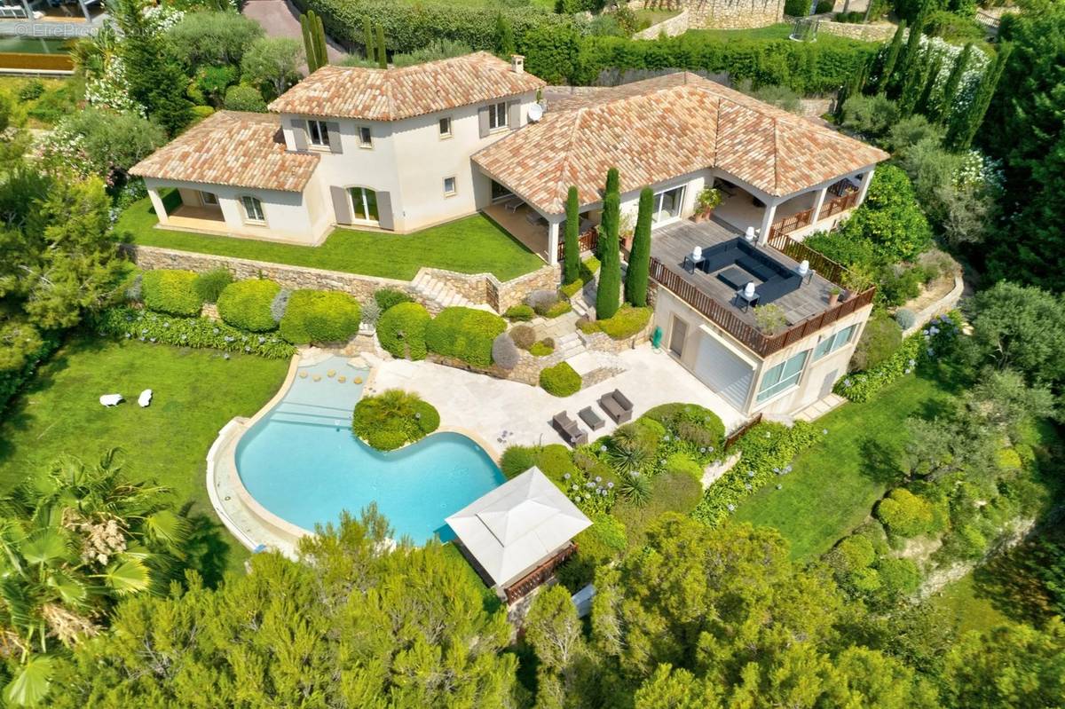 Maison à MOUGINS