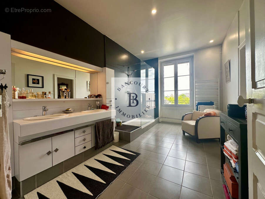 Appartement à BRIVE-LA-GAILLARDE