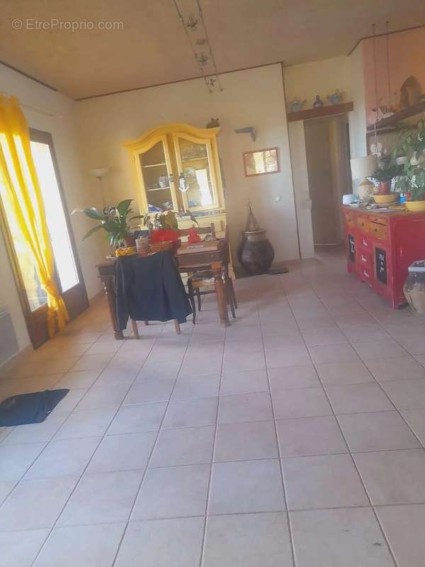 Appartement à CASTELLAR