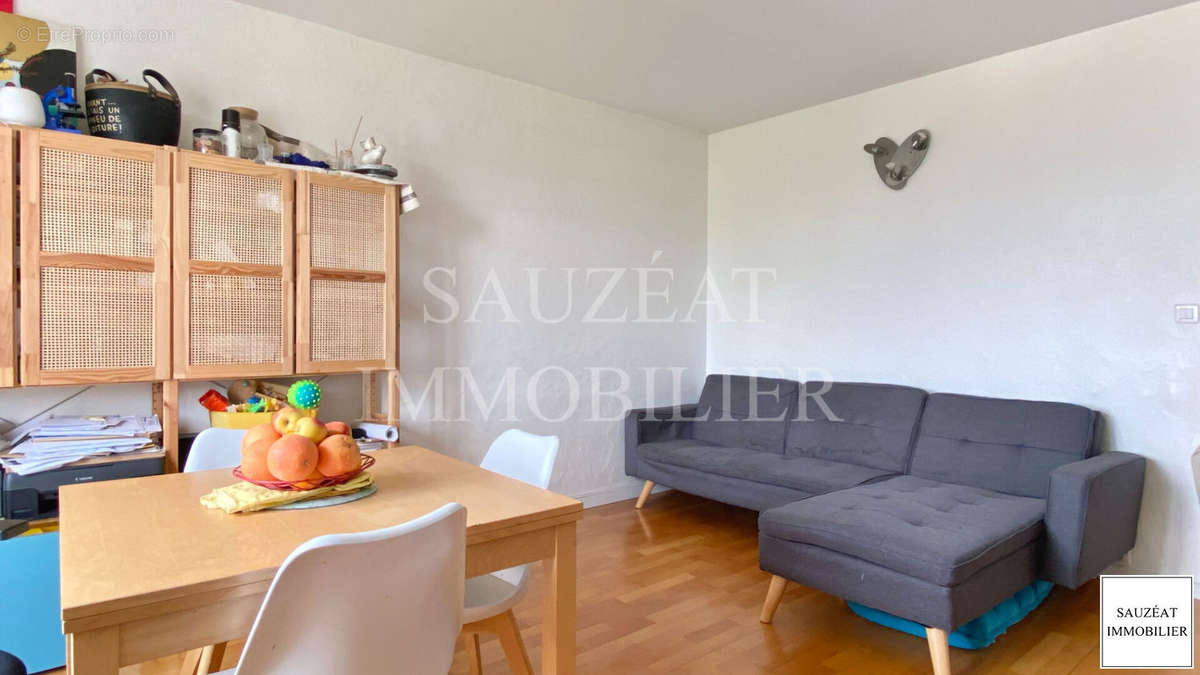 Appartement à BAGNEUX