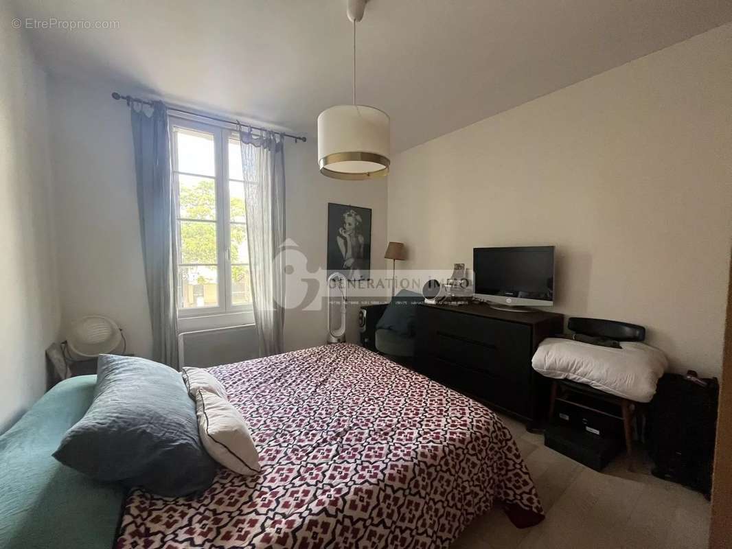 Appartement à FONTVIEILLE