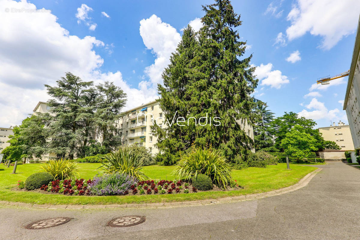 Appartement à NOGENT-SUR-MARNE