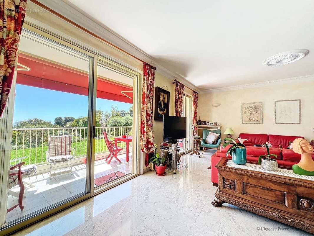 Appartement à CAGNES-SUR-MER