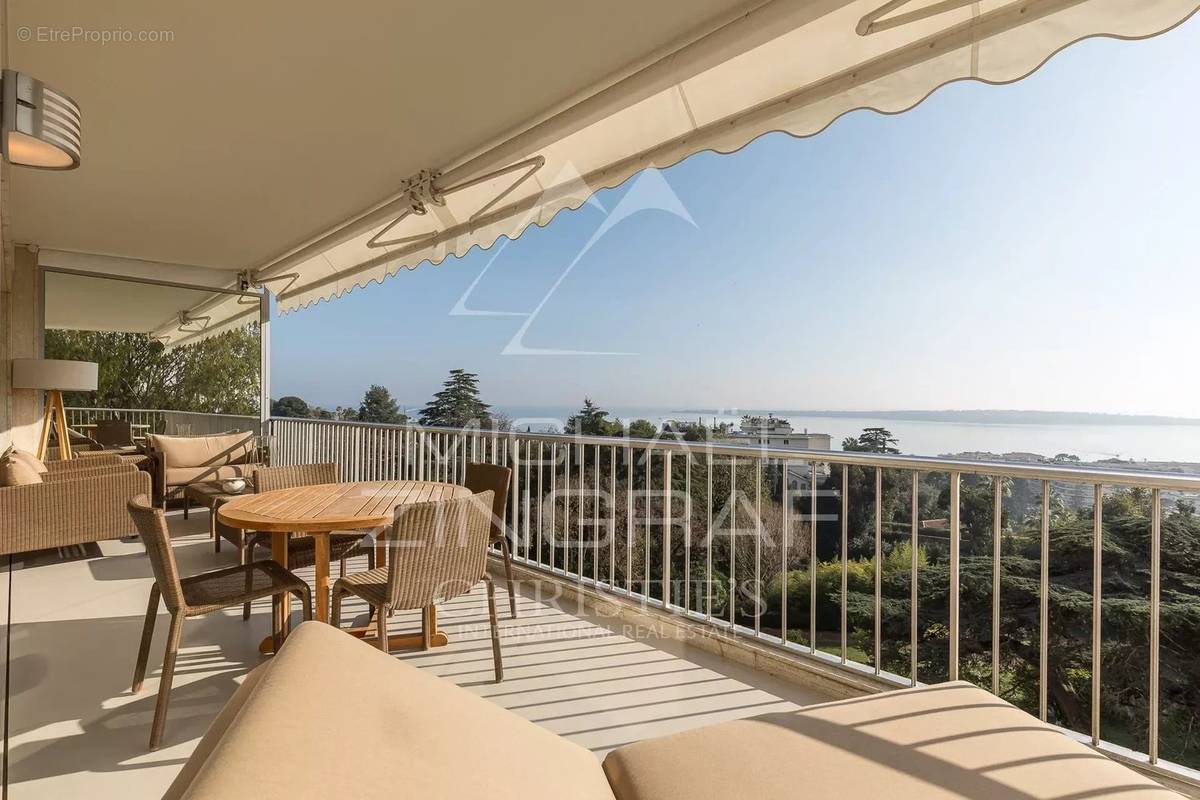 Appartement à CANNES