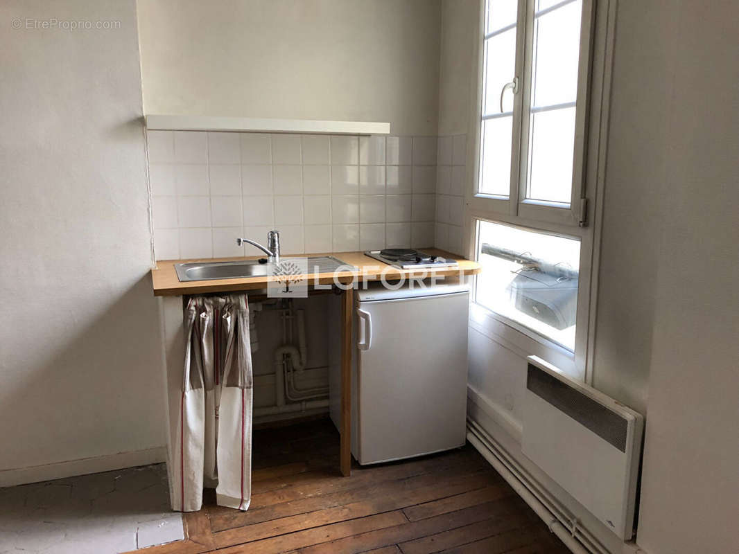 Appartement à PARIS-14E