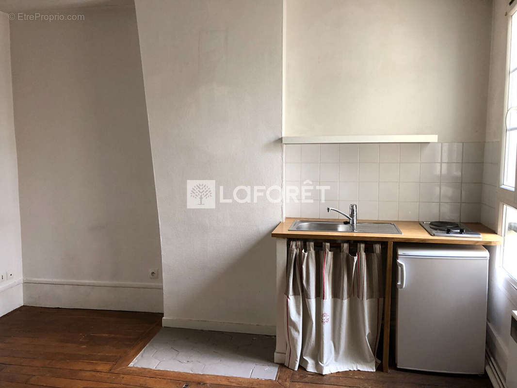 Appartement à PARIS-14E