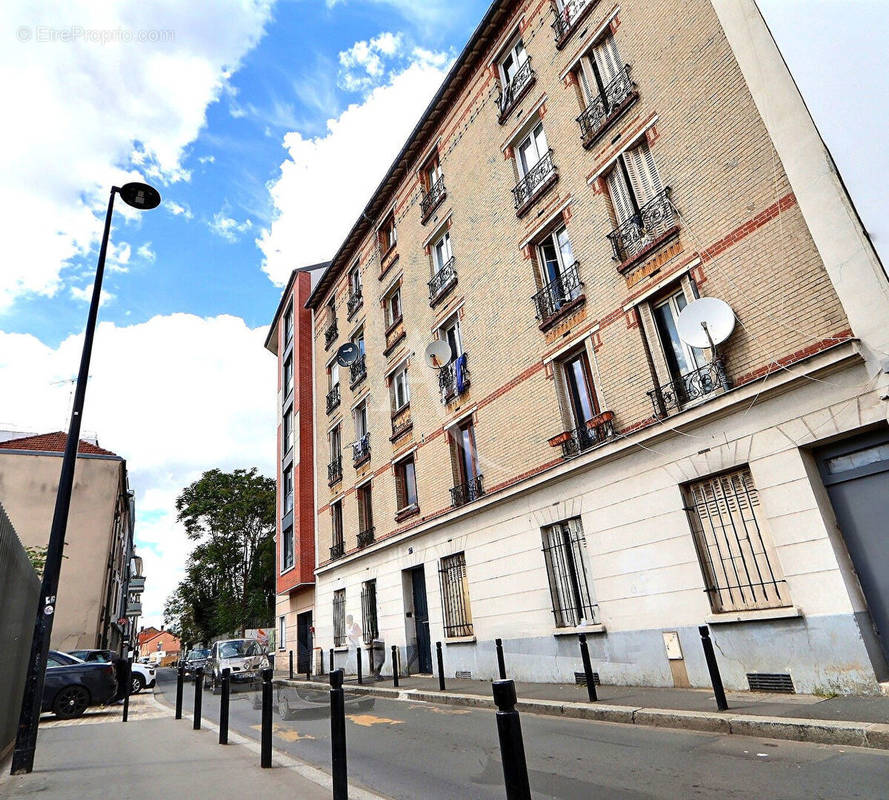 Appartement à AUBERVILLIERS