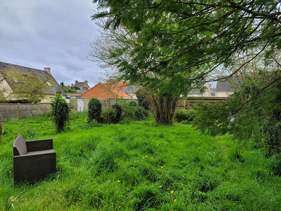 Maison à SAINT-PIERRE-EGLISE