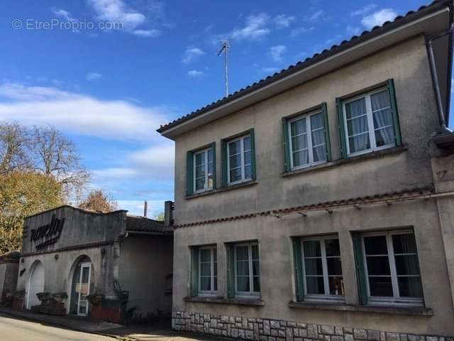 Maison à CASSENEUIL