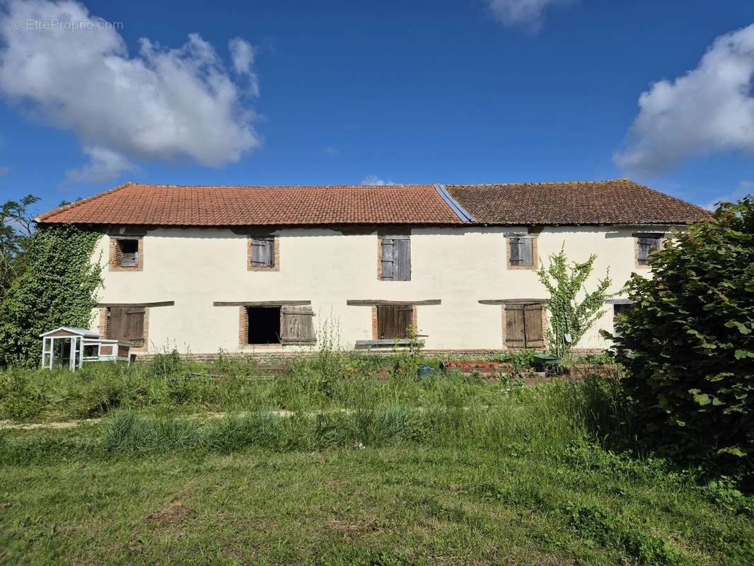 Maison à BEAUMONT-DE-LOMAGNE