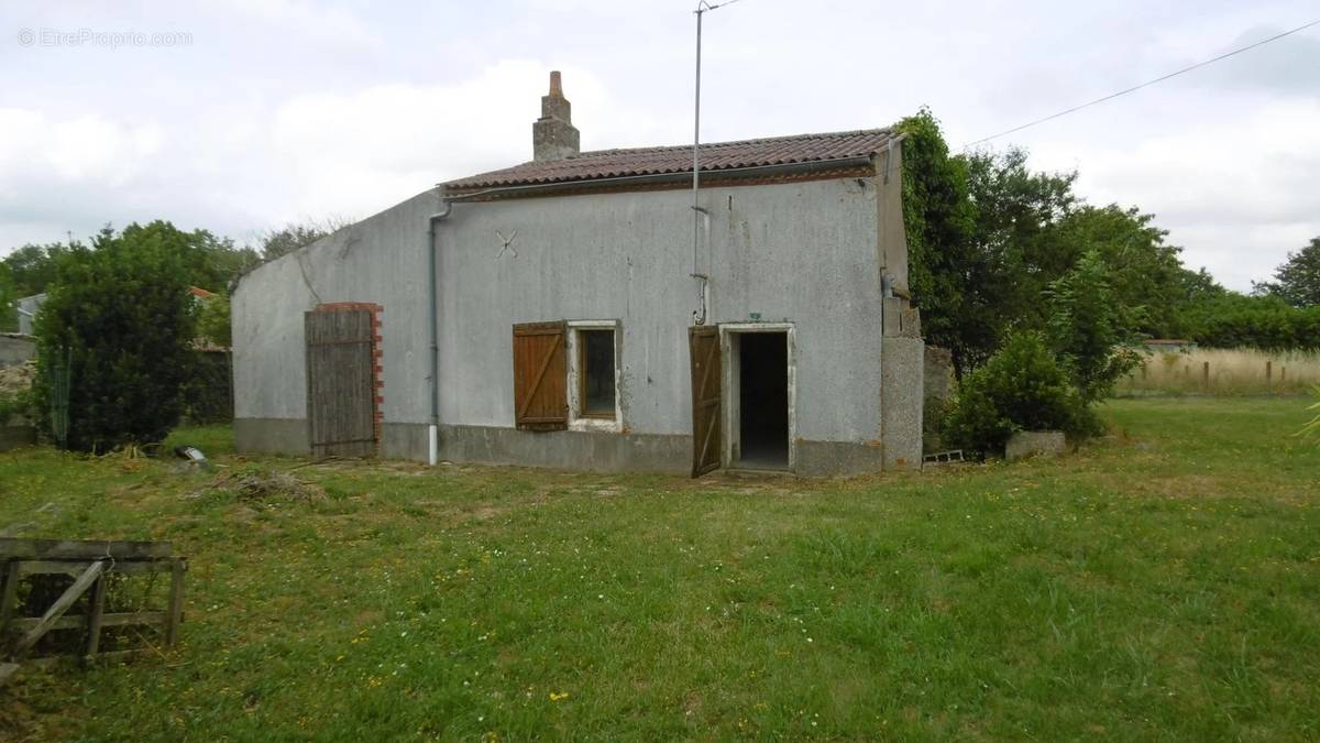 Maison à ARGENTON-CHATEAU