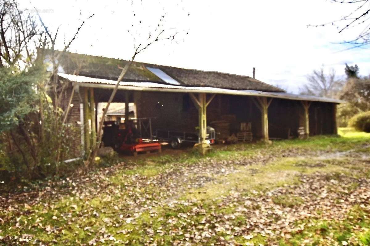 Maison à SAINT-COUTANT