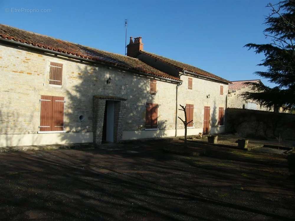 Maison à SAINTE-SOLINE