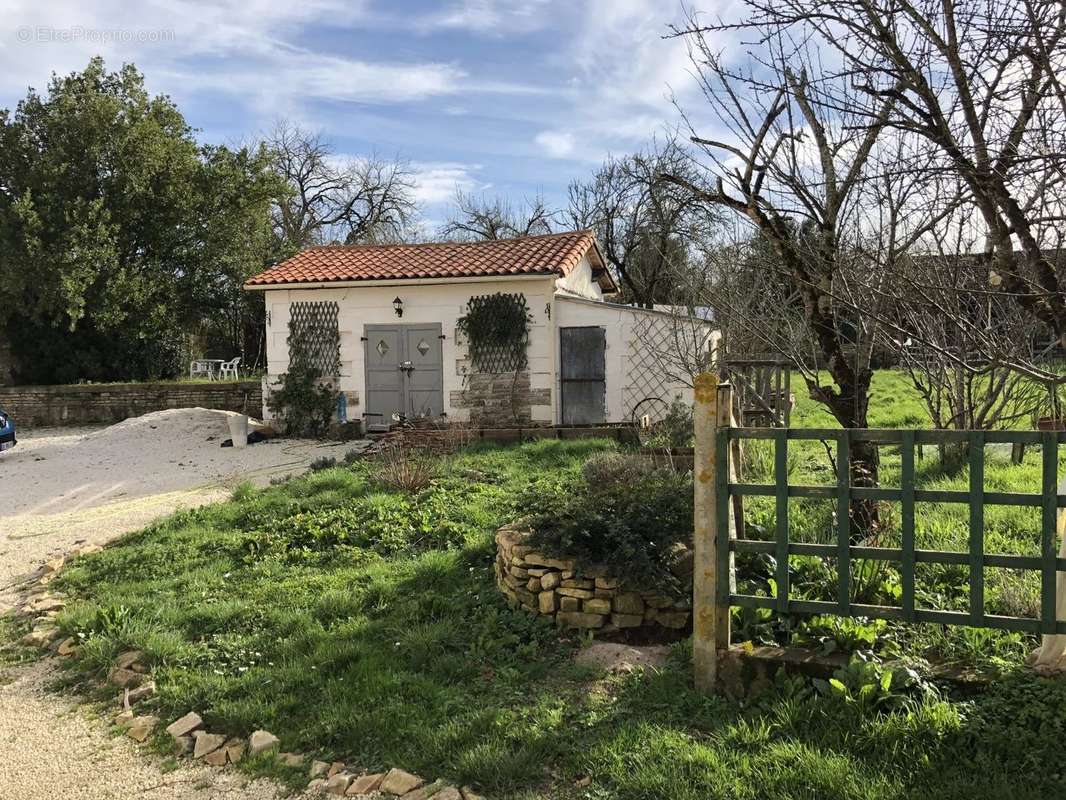 Maison à VILLEFAGNAN