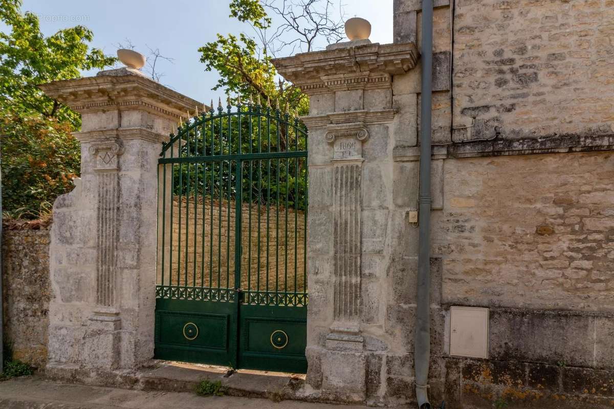 Maison à ROUILLAC