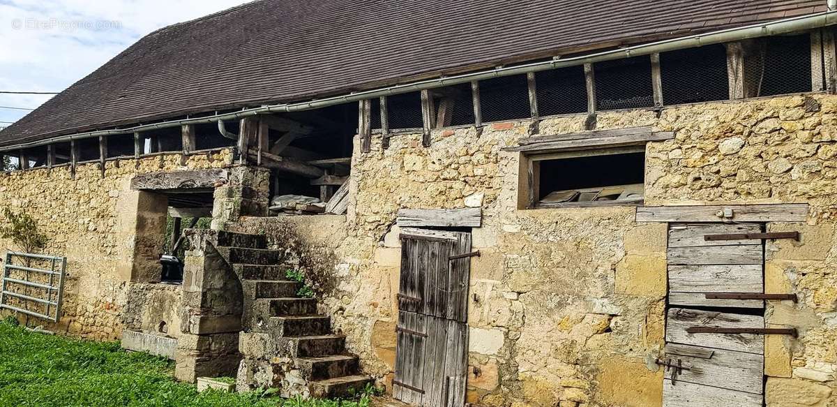 Maison à BEAULIEU-SUR-DORDOGNE