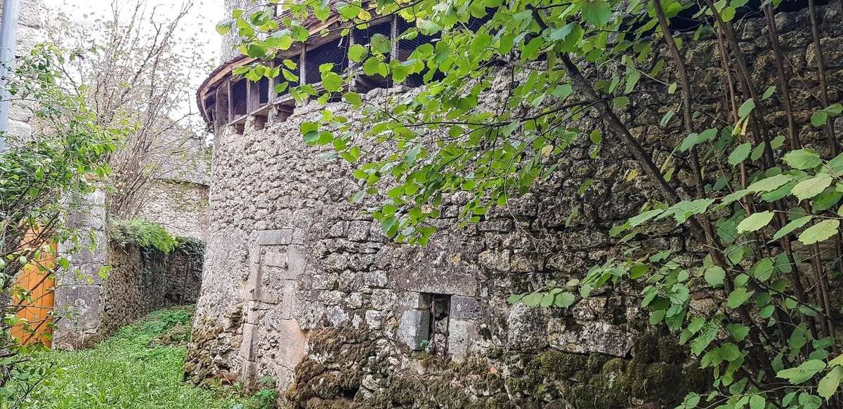 Maison à BEAULIEU-SUR-DORDOGNE