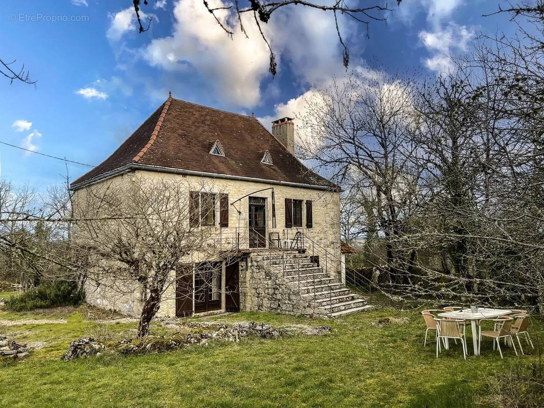 Maison à CANIAC-DU-CAUSSE