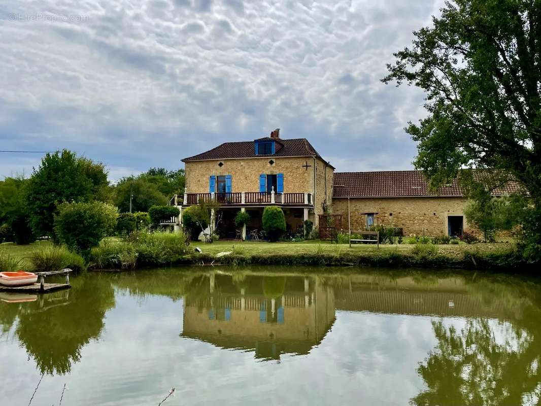 Maison à LANQUAIS