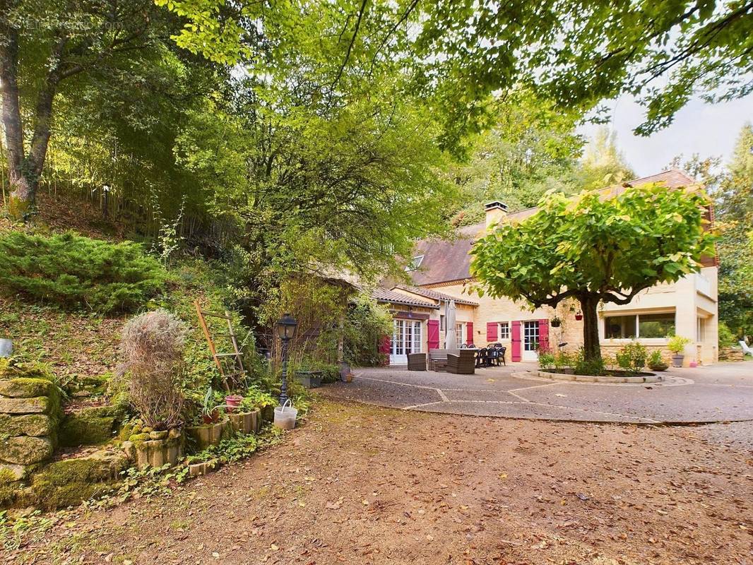 Maison à SARLAT-LA-CANEDA